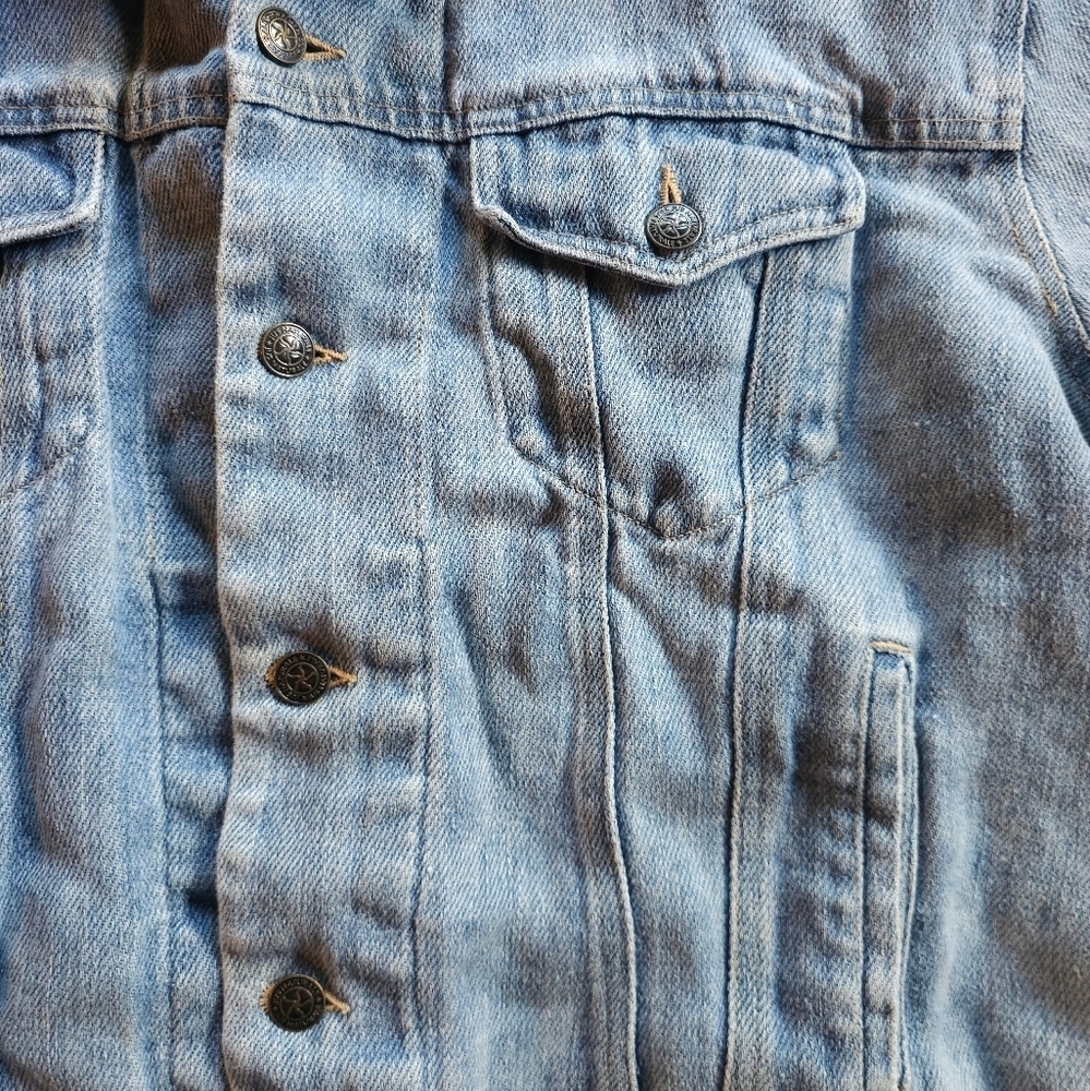 Rare Vintage Embroidered Elvis Lightweight Denim Jacket - Picture 4 of 4